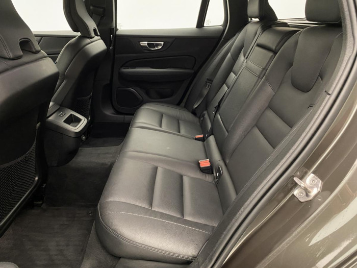 Volvo V60 CC B4 AWD ADVANCED REZERVACE 2.0 CC CC