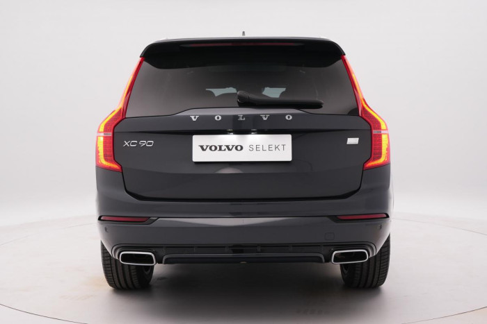 Volvo XC90 T8 AWD RECHARGE REZERVACE