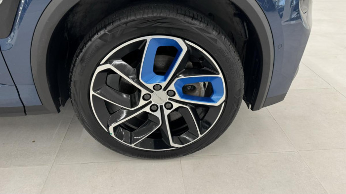 Lynk & Co 01 PHEV DCT AUT