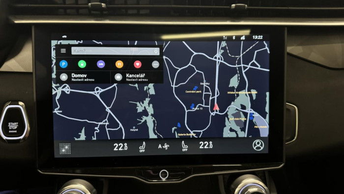 Lynk & Co 01 PHEV DCT AUT 1.maj. REZERVACE