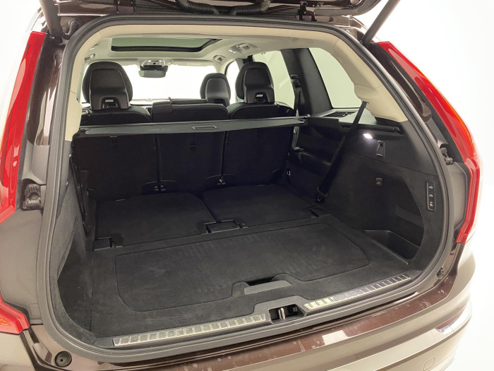 Volvo XC90 B5 AWD INSCRIPTION AUT CZ 7m