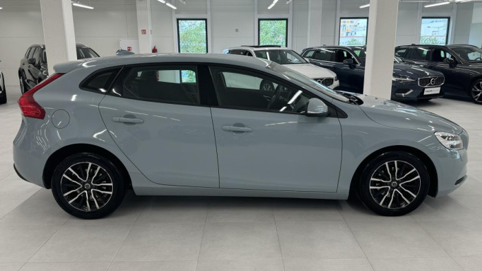 Volvo V40 D2 MOMENTUM 2.0 d Momentum