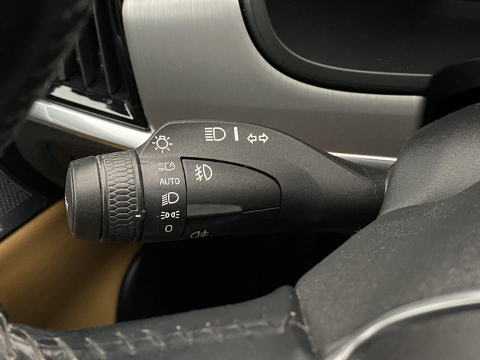 Volvo V90 D4 MOMENTUM AUT 2.0 d Momentum