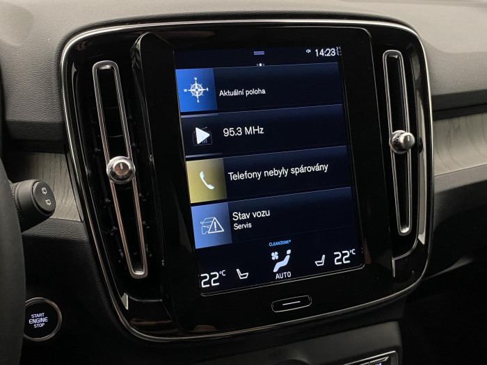 Volvo XC40 B4 AWD INSCRIPTION AUT CZ