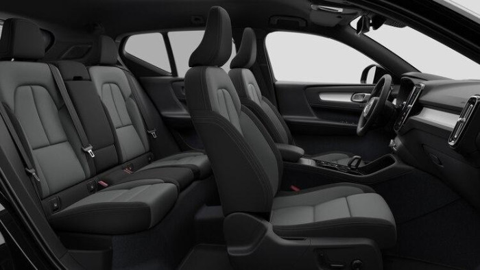 Volvo XC40 B3 BLACK EDITION PLUS AUT