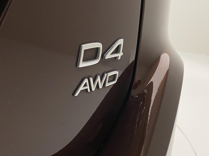 Volvo XC60 D4 AWD MOMENTUM AUT CZ 2.4 d Momentum