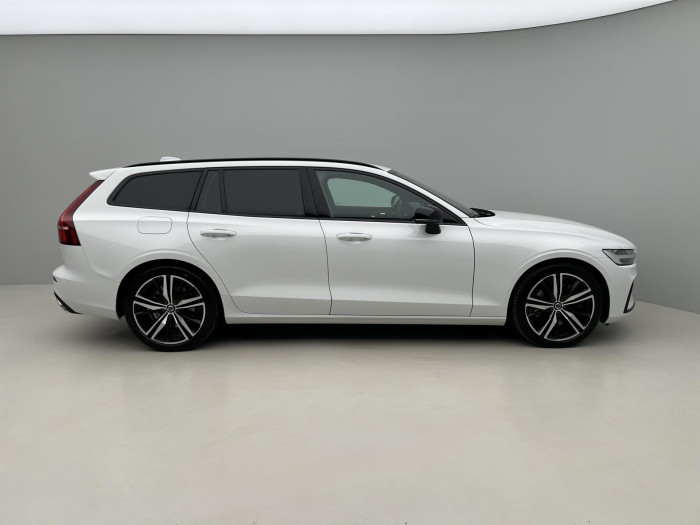 Volvo V60 T8 AWD RECHARGE R-DESIGN AUT