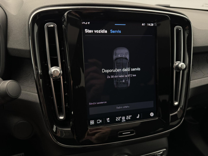 Volvo C40 TWIN ENGINE AWD PLUS CZ 1.maj