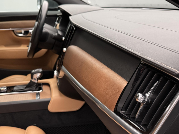 Volvo S90 D5 AWD INSCRIPTION REZERVACE 2.0 d