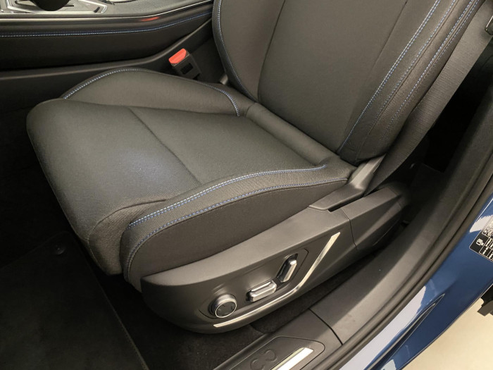 Lynk & Co 01 PHEV DCT AUT 1.maj