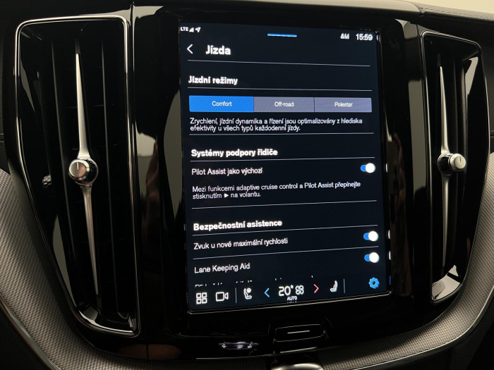 Volvo XC60 B5 AWD BLACK EDITION AUT 1.maj 2.0 Edition