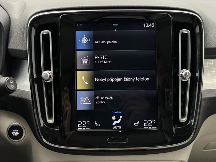 Volvo XC40 T3 MOMENTUM PANORAMA 1.5 Panorama Momentum