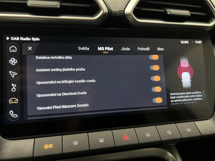 MG ZS 1.5 EXCLUSIVE HYBRID+ AUT CZ 1.5 Exclusive