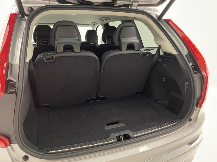 Volvo XC90 B5 AWD AUT BRIGHT PLUS 7míst 2.0 Plus