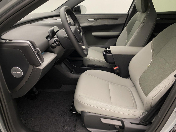 Volvo EX30 PURE ELECTRIC SINGLE PLUS