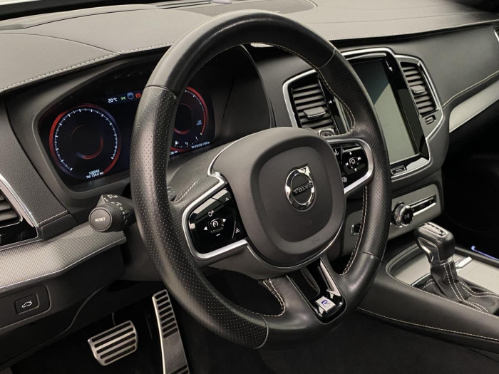 Volvo XC90 D5 AWD R-DESIGN AUT REZERVACE 2.0 d