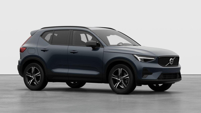 Volvo XC40 B4 AUT DARK PLUS