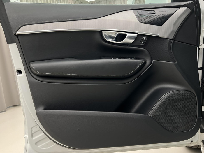 Volvo XC90 D5 AWD INSCRIPTION AUT 2.0 d