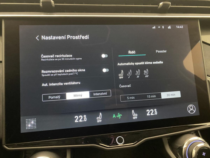 Lynk & Co 01 PHEV DCT AUT 1.maj.