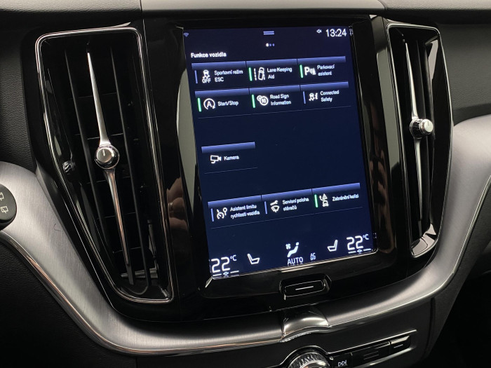 Volvo XC60 D3 MOMENTUM CZ 2.0 d Momentum