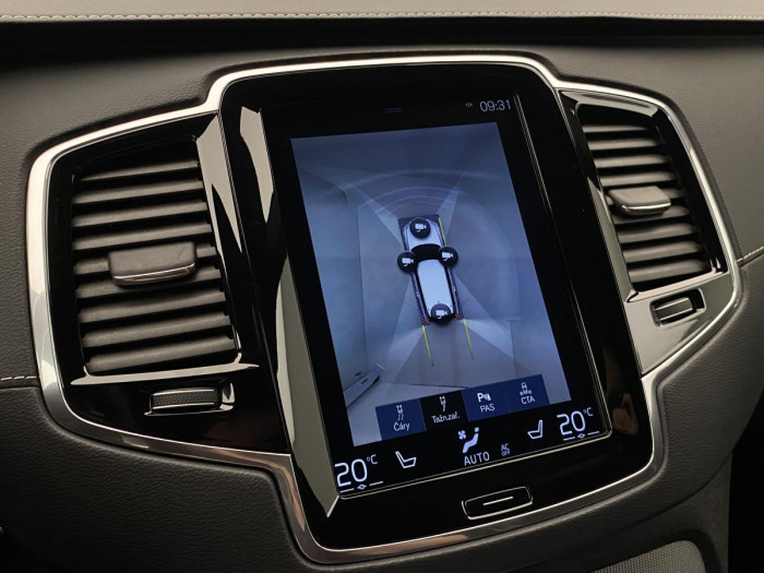 Volvo XC90 D5 AWD R-DESIGN REZERVACE 2.0 d