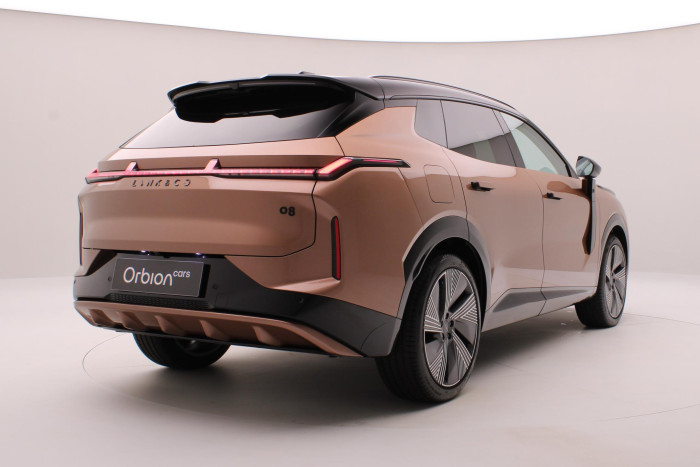 Lynk & Co 08 MORE PHEV