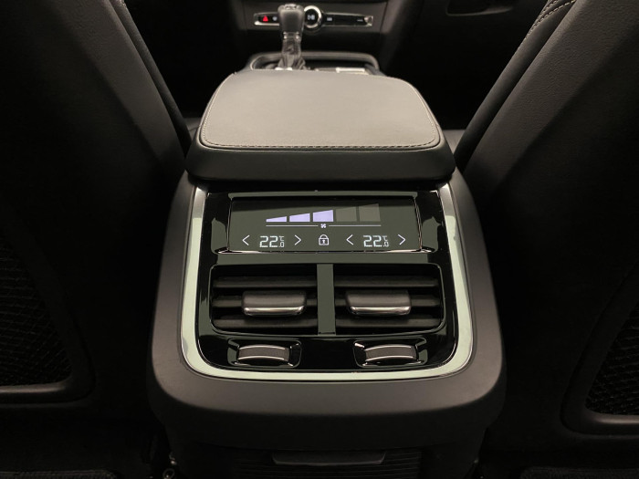 Volvo V90 CC T6 AWD PRO AUT CZ 2.0 CC CC