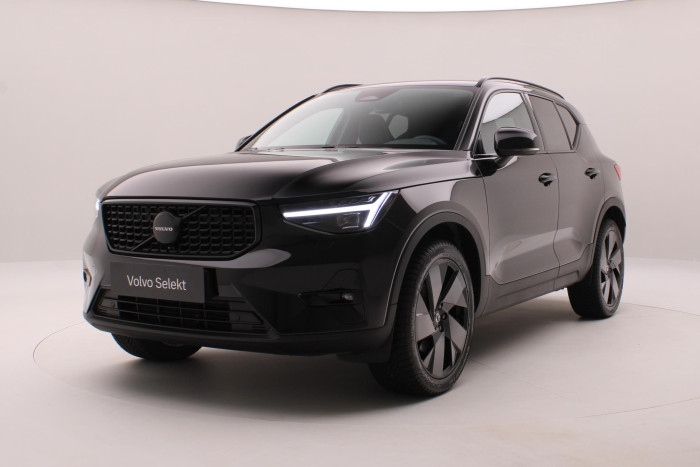 Volvo XC40 B4 PLUS BLACK EDITION AUT CZ
