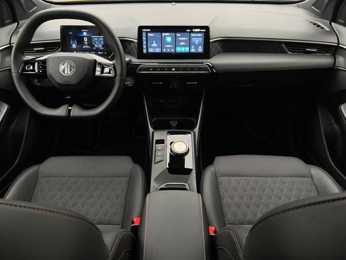 MG MG3 EXCLUSIVE HYBRID+ AUT CZ 1.maj 1.5 Exclusive