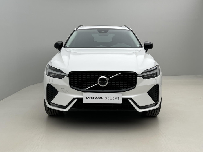 Volvo XC60 B5 AWD ULTIMATE DARK AUT 1.maj