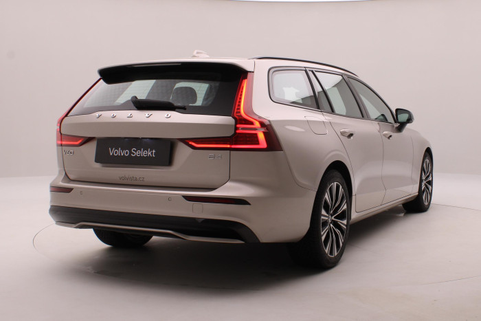 Volvo V60 B4 DARK PLUS AUT CZ