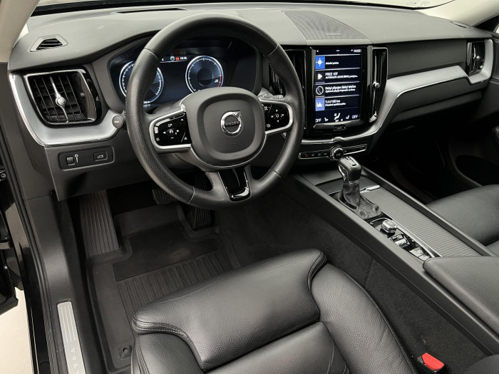 Volvo XC60 D4 AWD MOMENTUM AUT 2.0 d Momentum