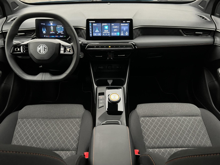 MG MG3 1.5 EMOTION Hybrid+ AUT CZ