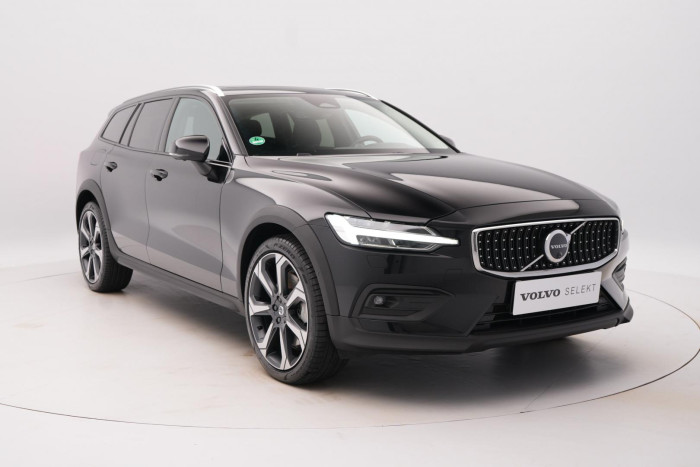 Volvo V60 CC B5 AWD ULTIMATE REZERVACE 2.0 CC CC