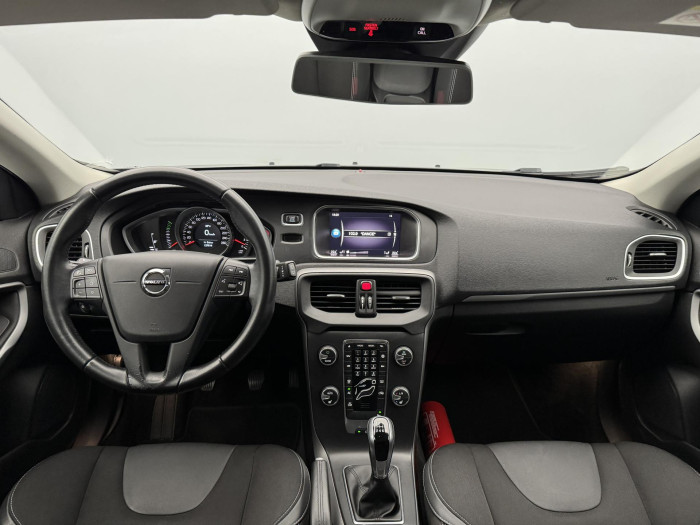 Volvo V40 D2 BLACK EDITION 2.0 d Edition