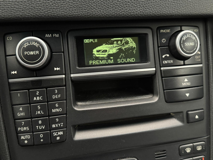 Volvo XC90 D5 AWD SUMMUM AUT 7 míst CZ 2.4 d Summum