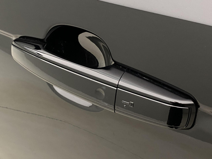 Land Rover Range Rover Sport 3.0 SDV6 REZERVACE