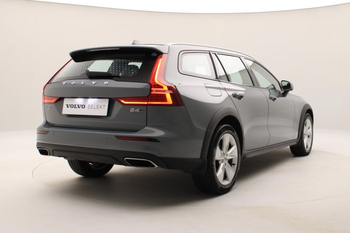 Volvo V60 CC B4 AWD ADVANCED REZERVACE 2.0 CC CC