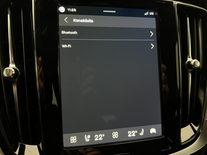 Volvo V60 B4 DARK PLUS AUT