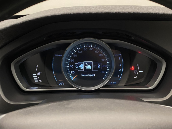 Volvo V40 CC D3 MOMENTUM OCEAN RACE 2.0 d CC CC Momentum