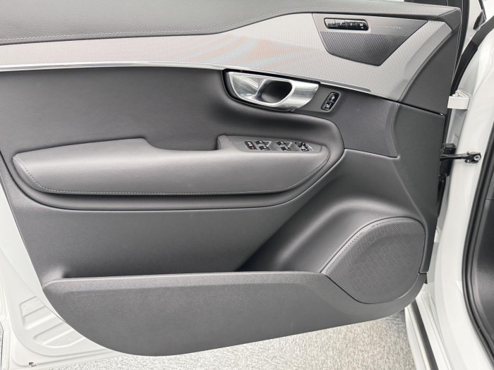 Volvo XC90 T8 AWD RECHARGE DARK PLUS