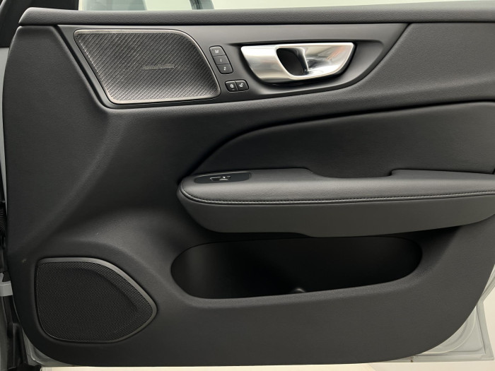 Volvo V60 CC B5 AWD PLUS BRIGHT AUT