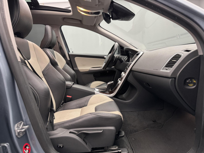 Volvo XC60 D4 AWD MOMENTUM AUT 2.4 d Momentum