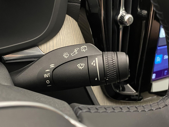 Volvo XC60 B5 AWD INSCRIPTION AUT