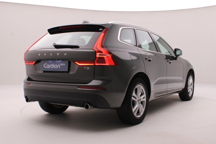 Volvo XC60 T5 AWD MOMENTUM AUT CZ 2.0 Momentum