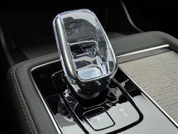 Volvo XC90 T8 AWD RECHARGE DARK PLUS 7m