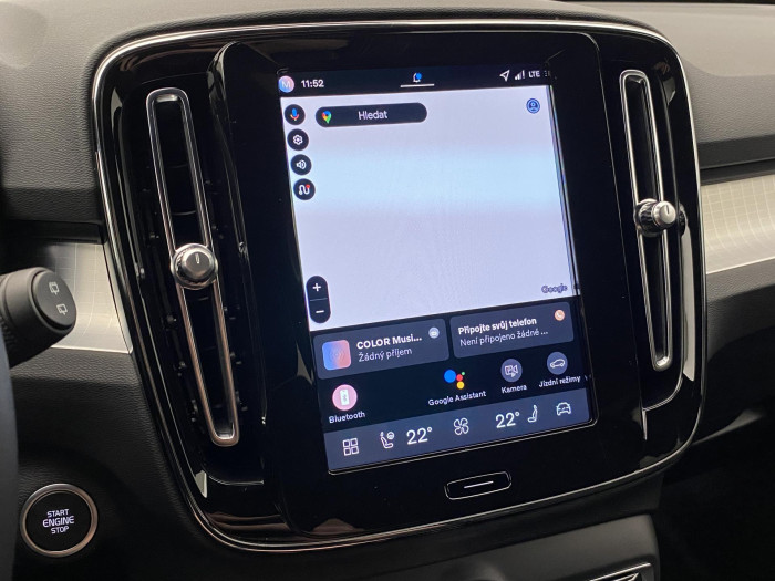 Volvo XC40 B4 AUT PLUS BLACK EDITION