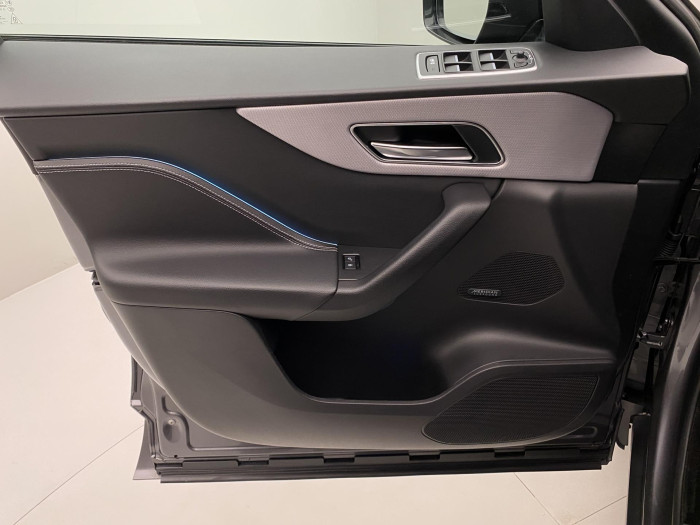 Jaguar F-Pace 30d R-SPORT AWD AUT 3.0 d Sport