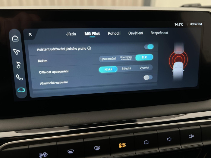 MG MG3 EXCLUSIVE HYBRID+ AUT CZ 1.maj 1.5 Exclusive