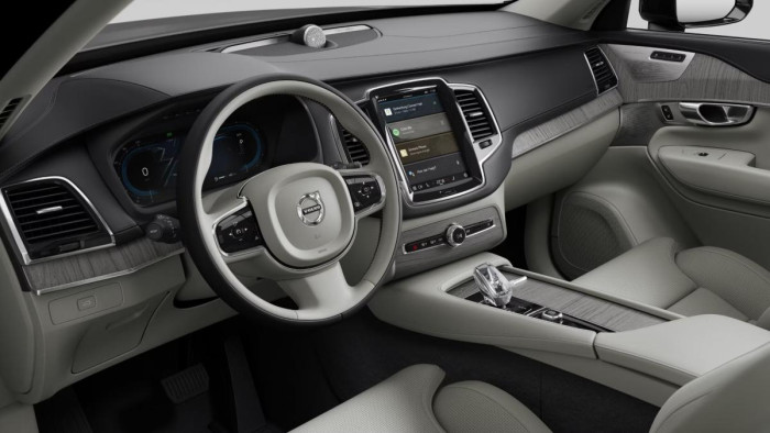 Volvo XC90 B5 AWD AUT BRIGHT ULTRA 7-míst